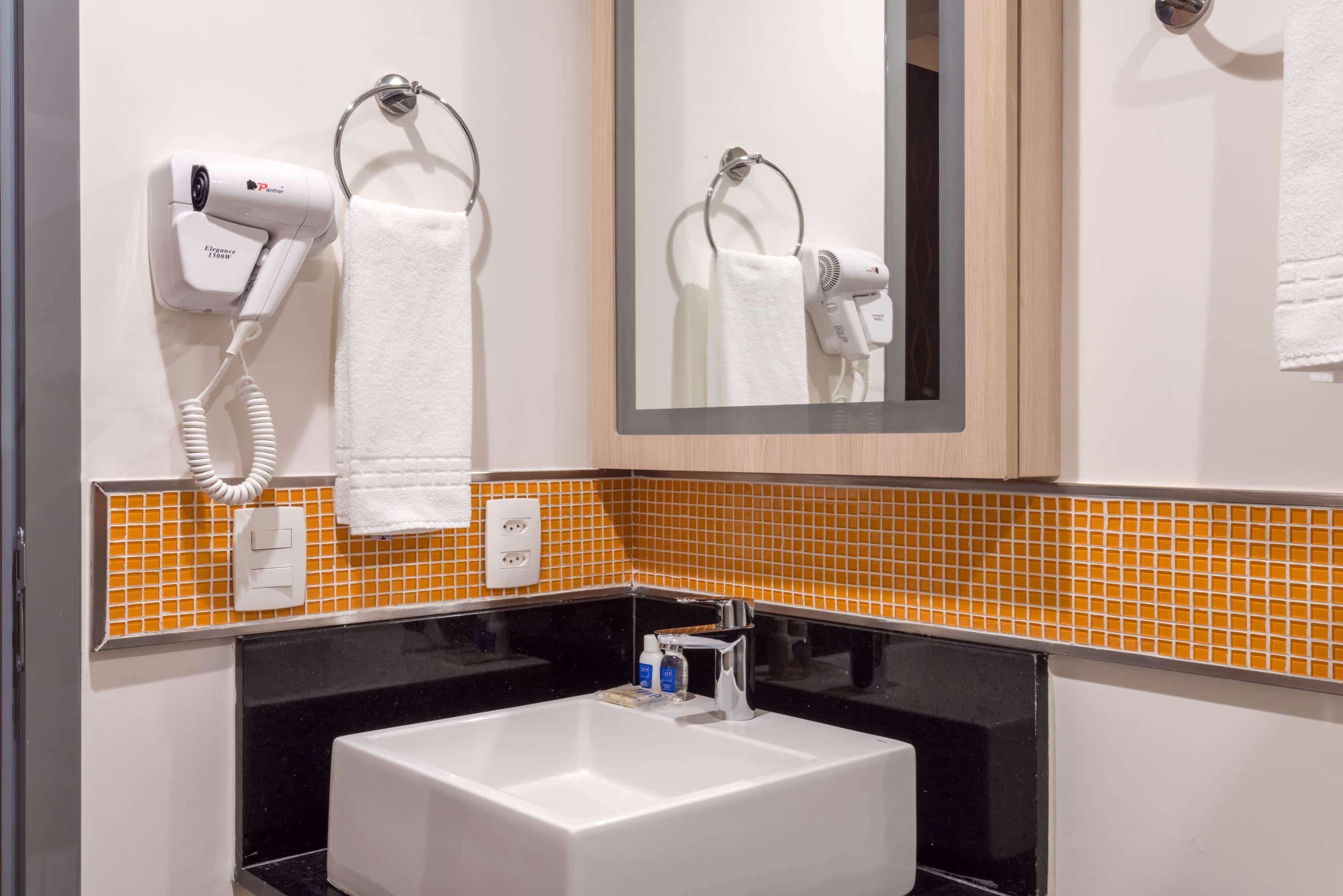 ホテル Tryp By Wyndham Sao Paulo Guarulhos Airport エクステリア 写真