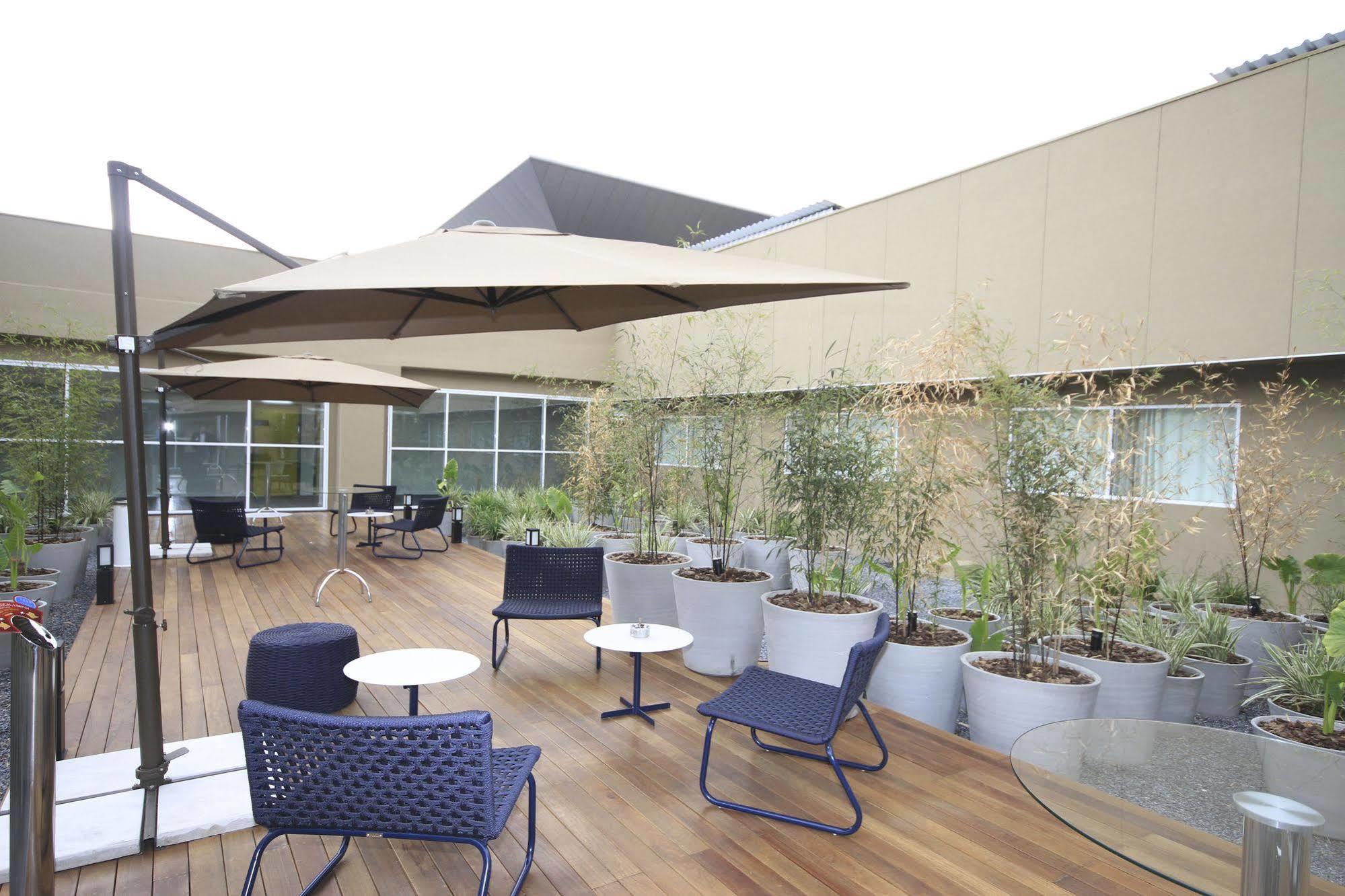 ホテル Tryp By Wyndham Sao Paulo Guarulhos Airport エクステリア 写真