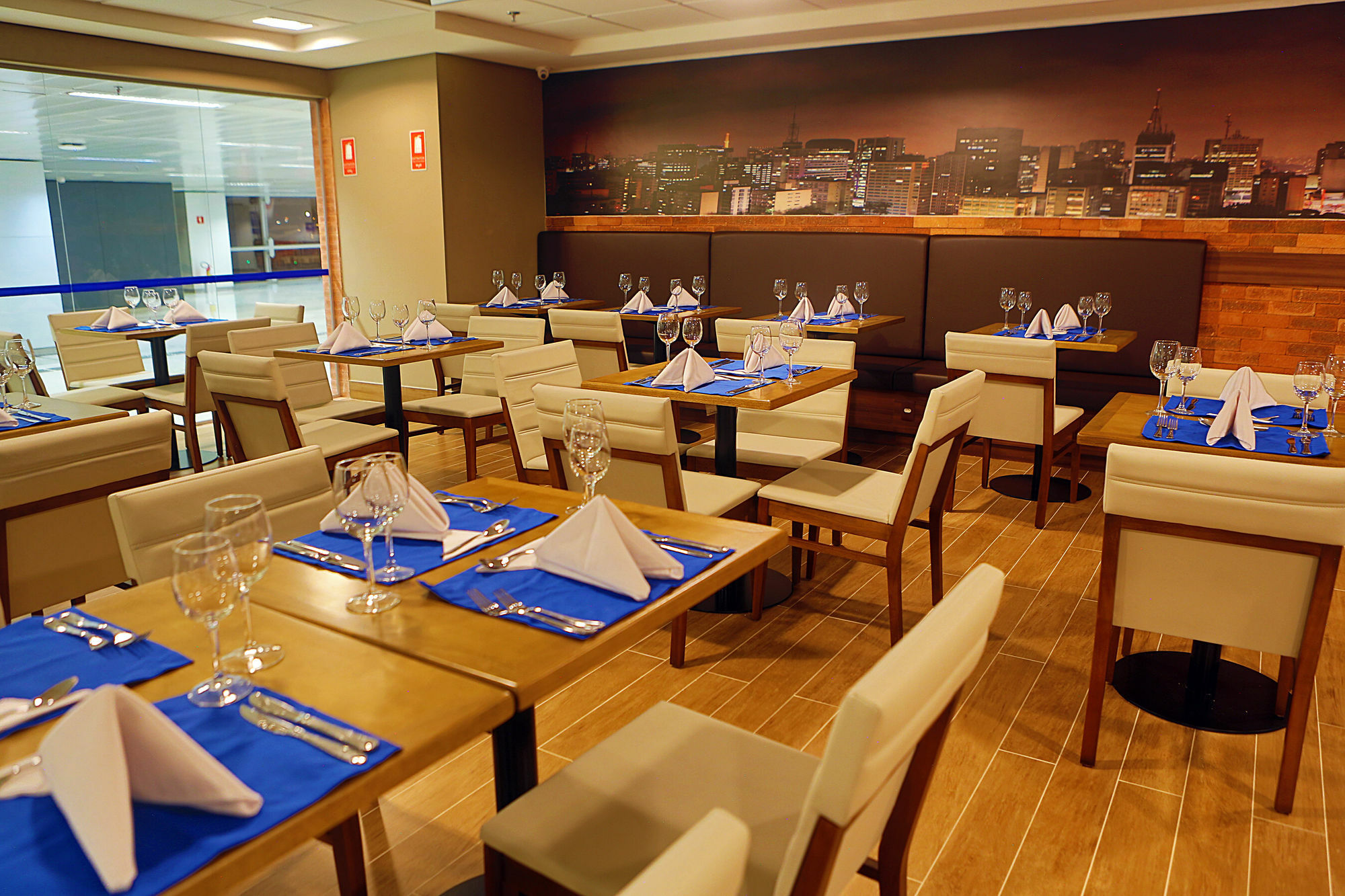 ホテル Tryp By Wyndham Sao Paulo Guarulhos Airport エクステリア 写真